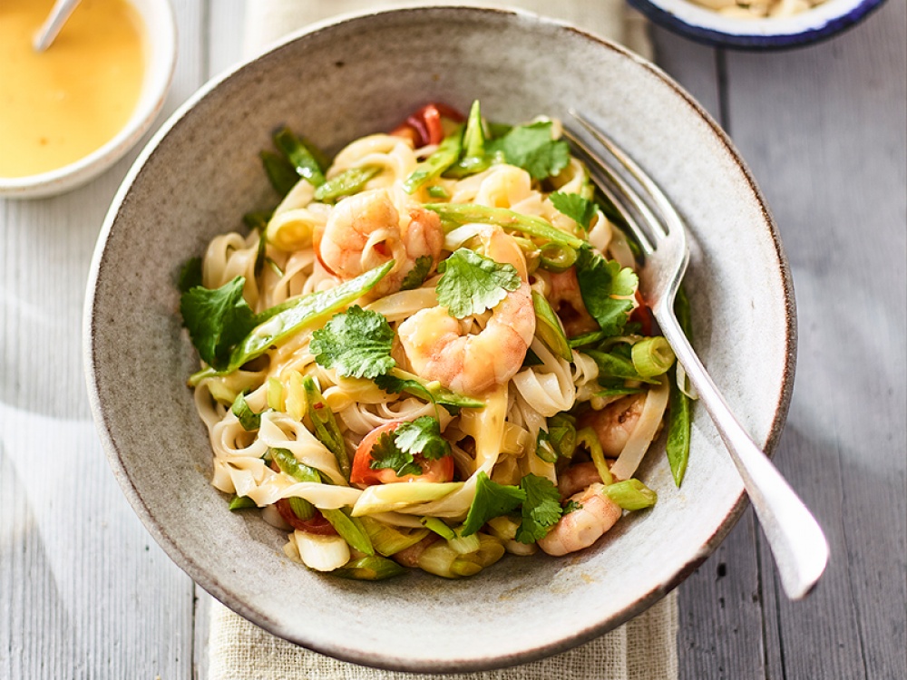 Asian Prawn and Mango Salad | Living North