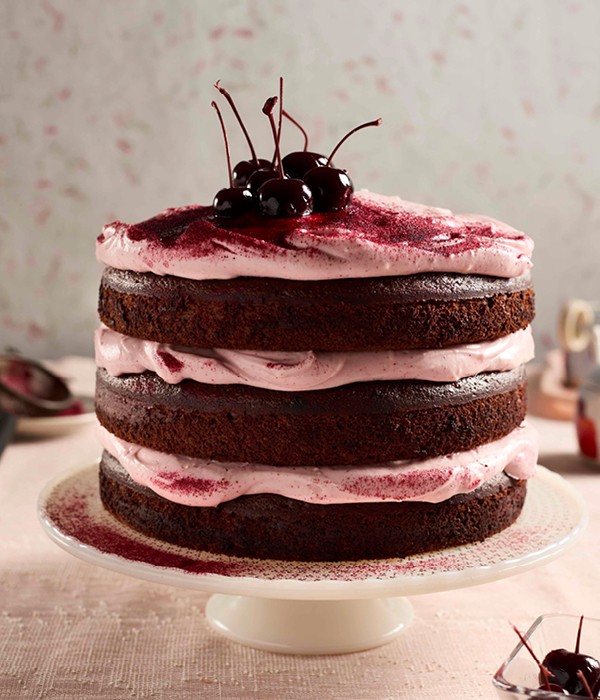 Chocolate Beet Cake with Chocolate Avocado Frosting. - The Pretty Bee