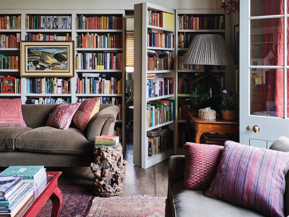 How to Create a Cosy Home Library | Living North