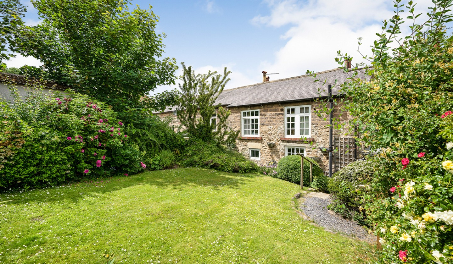 See Inside this Snug Family Home in Harrogate | Living North