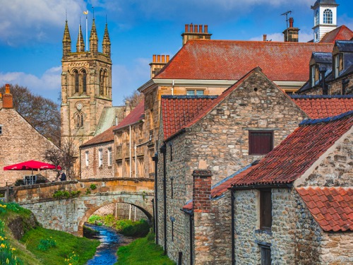 Enjoy a Fun Day Out in Beautiful Helmsley on the Banks of the River Rye